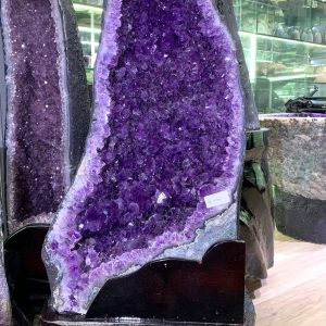 Hốc Thạch Anh Tím - Amethyst Geode KT: 79x33cm – KL: 51,16kg