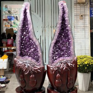 Hốc Thạch Anh Tím – Amethyst Geode KT: 184x46cm – 279.5kg