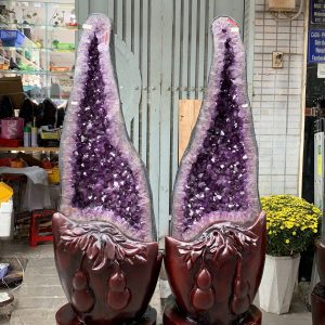 Hốc Thạch Anh Tím – Amethyst Geode KT: 184x46cm – 279.5kg