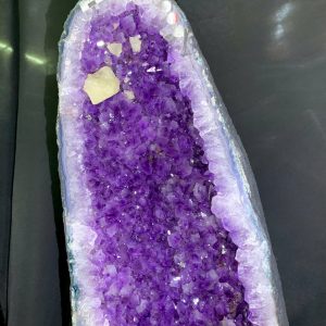 Hốc Thạch Anh Tím - Amethyst Geode KT: 108x24cm - KL: 47.26kg