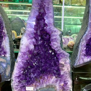 Hốc Thạch Anh Tím - Amethyst Geode KT: 66x35cm - KL: 35,3kg