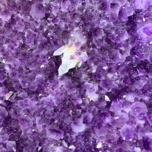 Hốc Thạch Anh Tím - Amethyst Geode KT: 138x35cm - KL: 89.4kg