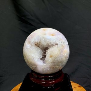 Cầu Thạch Anh Tím Hồng - Pink Amethyst And Flower Agate ĐK: 9.6cm, KL: 1.14kg