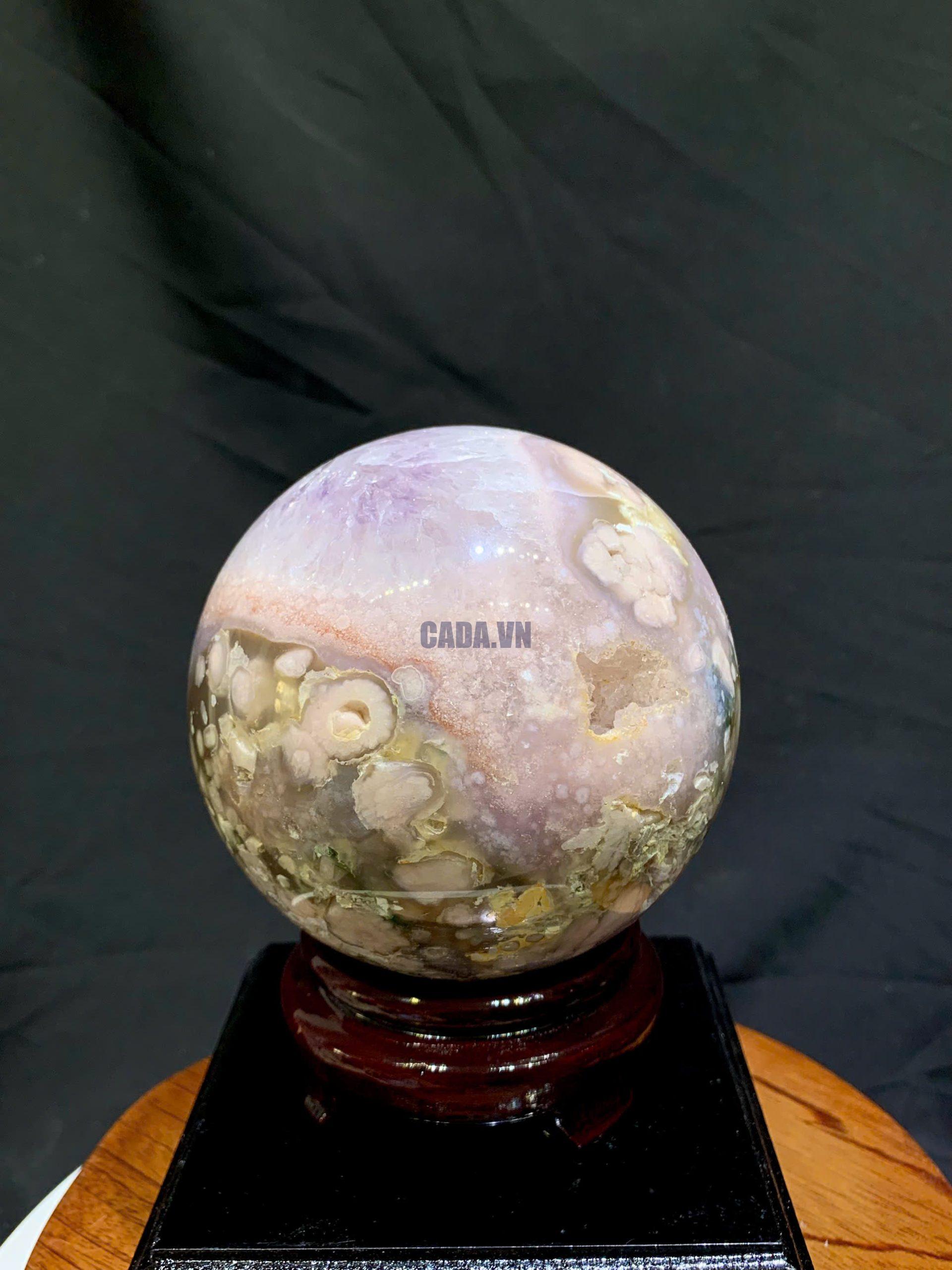 Cầu Thạch Anh Tím Hồng - Pink Amethyst And Flower Agate ĐK: 10.3cm, KL: 1.54kg