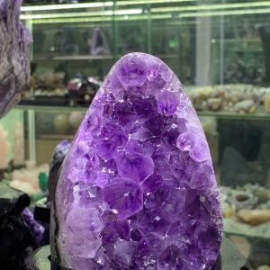 Thạch Anh Tím - Amethyst kèm đế gỗ KT: 21x9cm - KL: 1,2kg