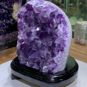 Thạch Anh Tím - Amethyst kèm đế gỗ KT: 16x10cm - KL: 1.58kg