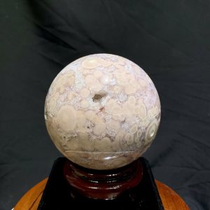 Cầu Thạch Anh Tím Hồng - Pink Amethyst And Flower Agate ĐK: 10.2cm, KL: 1.45kg