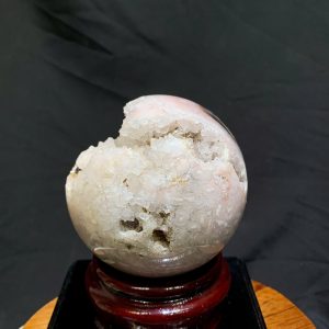Cầu Thạch Anh Tím Hồng - Pink Amethyst And Flower Agate ĐK: 8.9cm, KL: 0.86kg