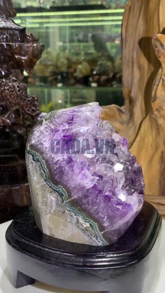 Thạch Anh Tím - Amethyst kèm đế gỗ KT: 14x9.5 - KL: 1.3kg