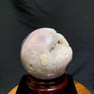 Cầu Thạch Anh Tím Hồng - Pink Amethyst And Flower Agate ĐK: 8.9cm, KL: 0.86kg