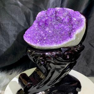 Thạch Anh Tím - Amethyst kèm đế gỗ KT: 20.5x 13cm - KL: 1.114kg