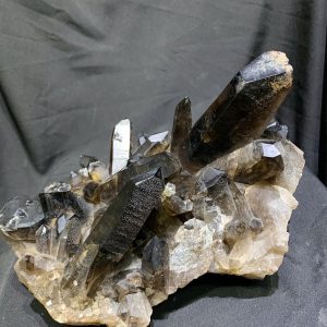 CỤM TINH THỂ THẠCH ANH KHÓI - SMOKY QUARTZ, KT: 27x19cm, KL: 4.665kg