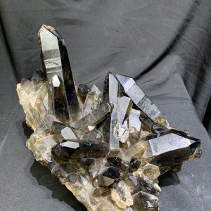 CỤM TINH THỂ THẠCH ANH KHÓI - SMOKY QUARTZ, KT: 27x19cm, KL: 4.665kg