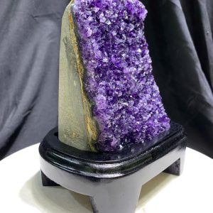 Thạch Anh Tím - Amethyst kèm đế gỗ KT: 17x10cm - KL: 1.35kg