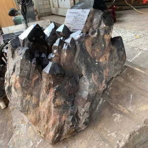THẠCH ANH KHÓI BIẾN THỂ THÁP - SMOKY QUARTZ KL: 65KG