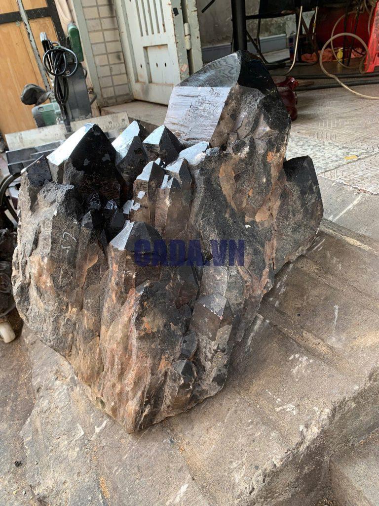 THẠCH ANH KHÓI BIẾN THỂ THÁP - SMOKY QUARTZ KL: 65KG