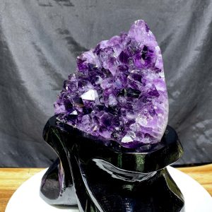 Thạch Anh Tím Urruguay - Amethyst kèm đế gỗ KT: 21x14cm - KL: 1.612kg