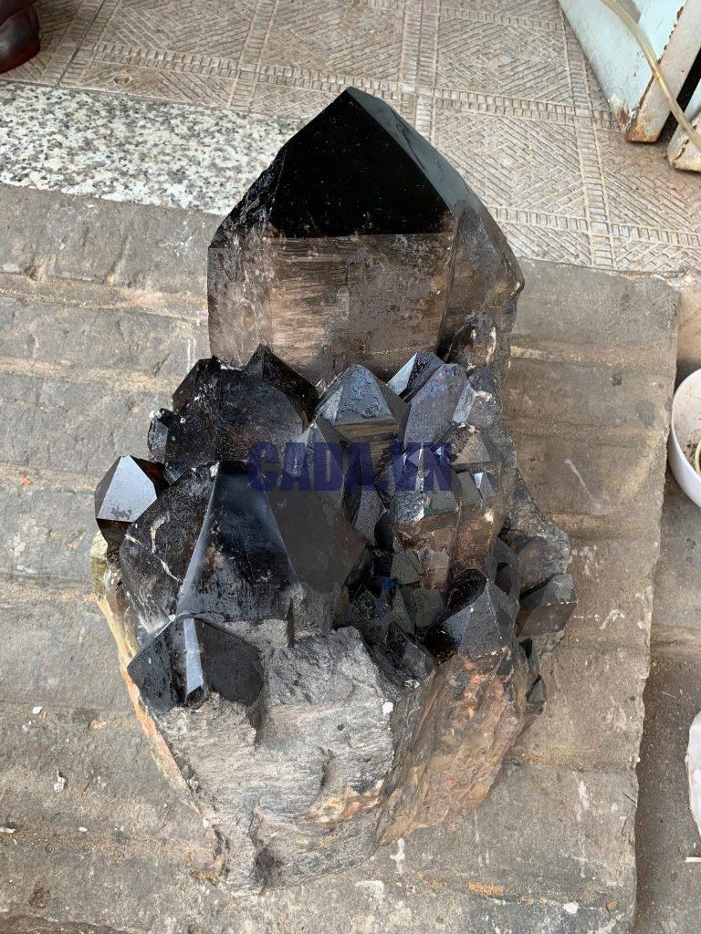 THẠCH ANH KHÓI BIẾN THỂ THÁP - SMOKY QUARTZ KL: 65KG