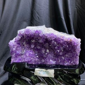 Vỉ Thạch Anh Tím - Amethyst kèm đế gỗ KT: 18x24cm - KL: 2.392kg