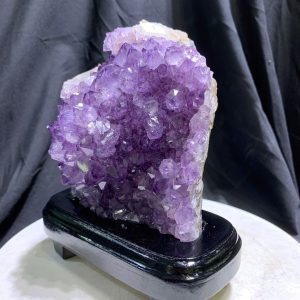 Vỉ Thạch Anh Tím có cộng sinh Calcite - Amethyst kèm đế gỗ KT: 17x12cm - KL: 1.42kg