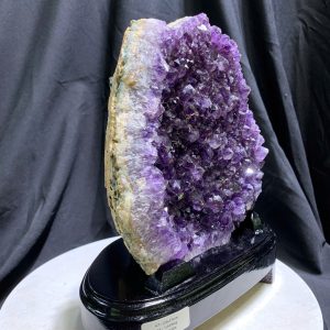 Vỉ Thạch Anh Tím - Amethyst kèm đế gỗ KT: 23x17cm - KL: 1.545kg