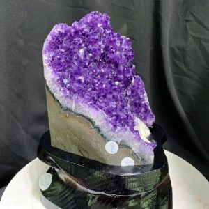 Thạch Anh Tím - Amethyst kèm đế gỗ KT: 21x11.5cm - KL: 1.87kg