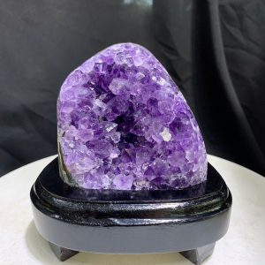 Thạch Anh Tím - Amethyst kèm đế gỗ KT: 11x8cm - KL: 0.63kg