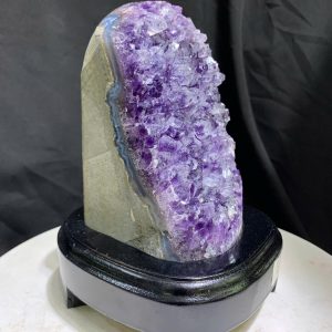 Thạch Anh Tím - Amethyst kèm đế gỗ KT: 18x11cm - KL: 1.07kg
