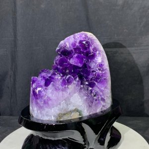 Thạch Anh Tím - Amethyst kèm đế gỗ KT: 18.5x13cm - KL: 1.605kg