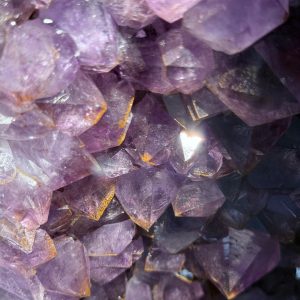 Hốc Thạch Anh Tím - Amethyst Geode KT: 155x29cm - KL: 97.05kg