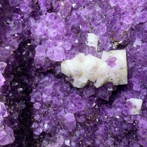 Hốc Thạch Anh Tím - Amethyst Geode KT: 103x30cm - KL: 59.18kg