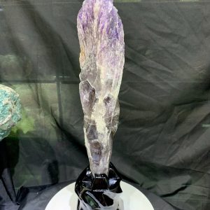 Thạch Anh Tím biến thể tháp - Bahia Amethyst KT: 44.5x9cm - KL: 2.12kg