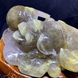 Tác phẩm Tượng Heo Phú Qúy Thạch Anh Tóc KT: 19x18.5cm - KL: 1.825kg