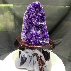 Thạch Anh Tím - Amethyst KT: 23x9cm - KL: 1.35kg