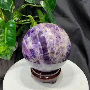 Bi cầu Thạch Anh Tím Vân - Dream Amethyst, ĐK: 12.7cm, KL: 2.822kg