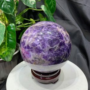 Bi cầu Thạch Anh Tím Vân - Dream Amethyst, ĐK: 14cm, KL: 3.708kg