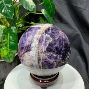 Bi cầu Thạch Anh Tím Vân - Dream Amethyst, ĐK: 14.3cm, KL: 4.016kg