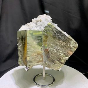 TINH THỂ ĐÁ VÀNG GĂM - PYRITE CHẤT LƯỢNG CAO KT: 15x13.5cm, KL: 2.6kg