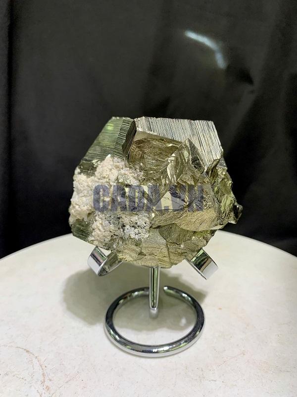 TINH THỂ ĐÁ VÀNG GĂM - PYRITE CHẤT LƯỢNG CAO KT: 8.4x7.6cm, KL: 602g