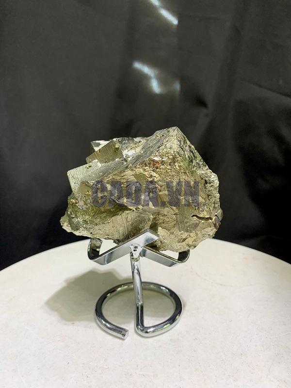 TINH THỂ ĐÁ VÀNG GĂM - PYRITE CHẤT LƯỢNG CAO KT: 8.4x7.6cm, KL: 602g