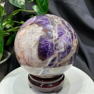 Bi cầu Thạch Anh Tím Vân - Dream Amethyst, ĐK: 13.9cm, KL: 3.6kg