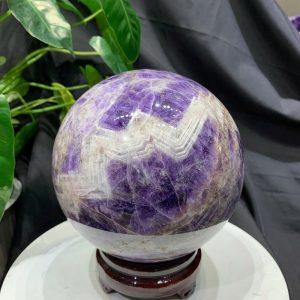 Bi cầu Thạch Anh Tím Vân - Dream Amethyst, ĐK: 14.5cm, KL: 4.138kg