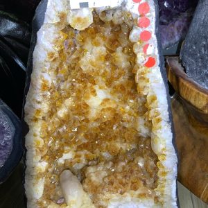 Hốc Thạch Anh Vàng nặng 25,33kg